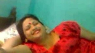 desi- horny bangla aunty