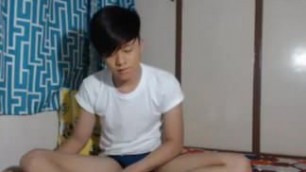 Oriental twink - cum show