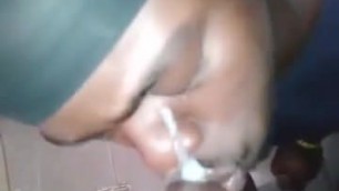 Pro dick sucker with nut in the face